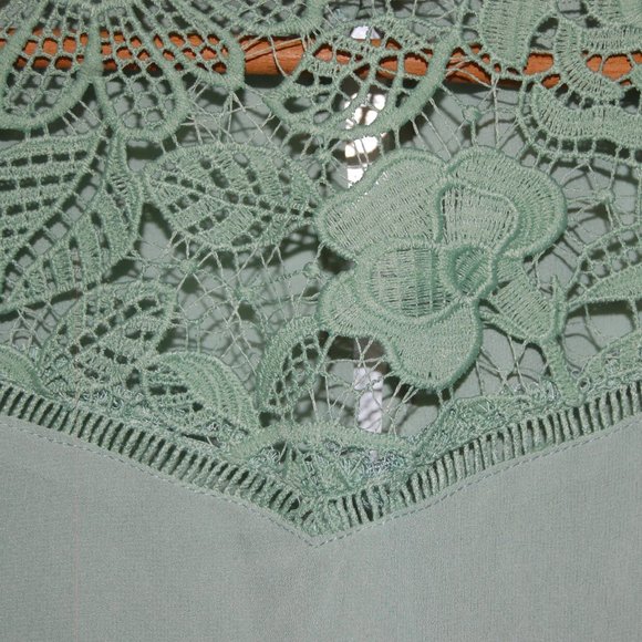 RolyPoly Size S Blouse - Picture 3 of 9